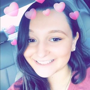 Meet your Posher, Natalie